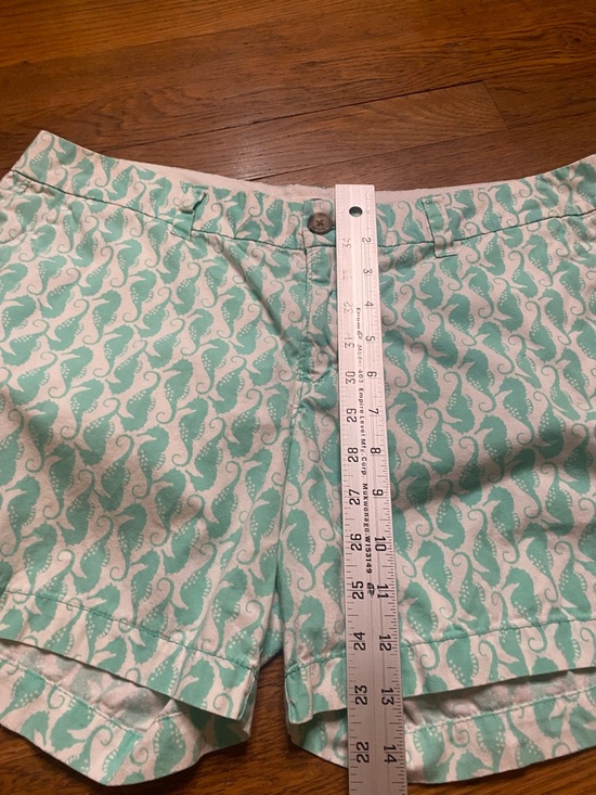 Old Navy Seahorse Print Shorts Size 10 - Picture 5 of 9